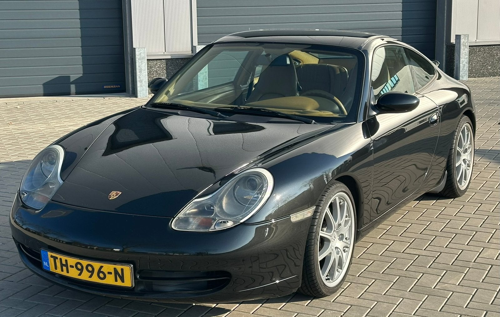 PORSCHE 911 3.4 CARRERA 300PK 4 COUPE BJ2001 YOUNGTIMER, Auto's, Beige, Zwart, Bedrijf, Vierwielaandrijving