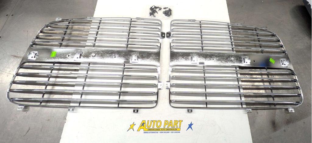 Dodge Ram pickup grille inserts 2002-2005, PO Box 21-8004 | Auburn Hills, MI 48321-8004, Amerikaanse onderdelen, Nieuw, Ophalen of Verzenden