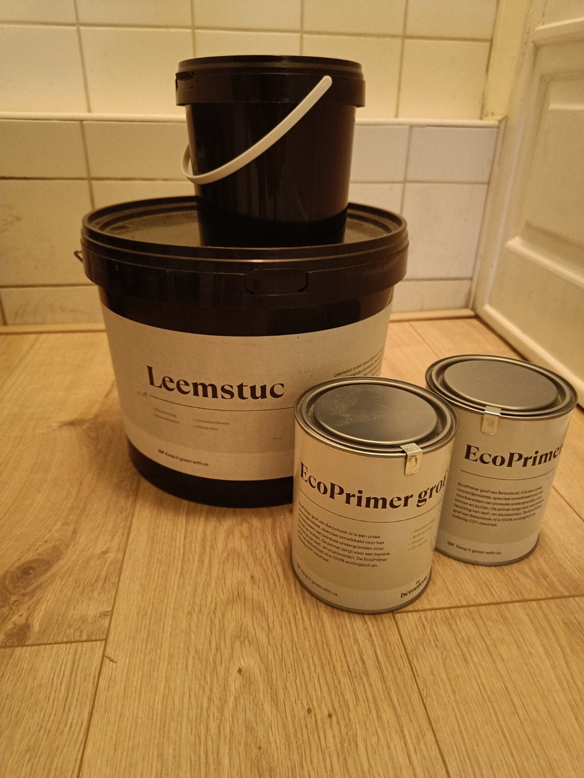 Leemstuc kleur 007 Bonnie betonlook 10 kilo incl primer, Ophalen, Nieuw, Overige typen
