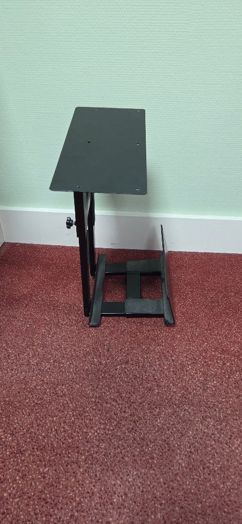 2 stuks Pc-houder onder het bureau, ., Ophalen of Verzenden, Zo goed als nieuw, .
