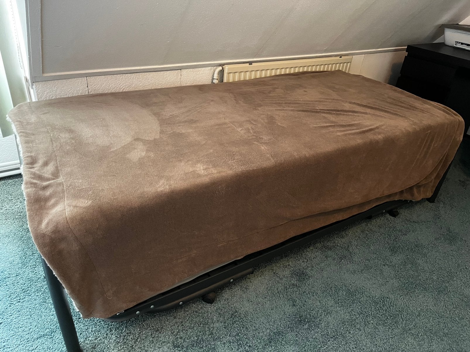 Uitschuifbaar tweepersoons logeerbed, Ophalen, 90 cm, Zwart, Tweepersoons