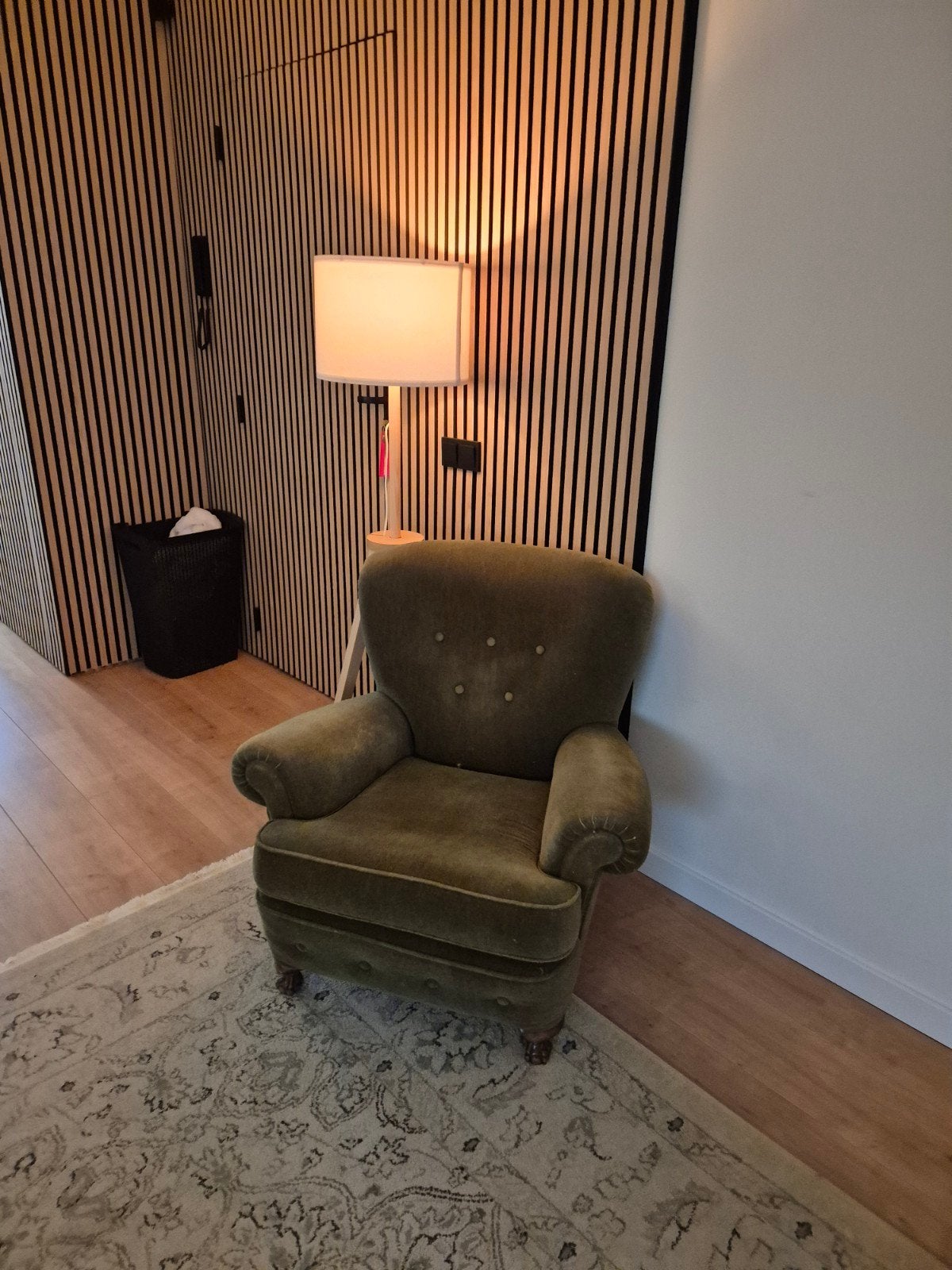 Groene velvet fauteuil vintage, Ophalen, Zo goed als nieuw, 75 tot 100 cm, 50 tot 75 cm