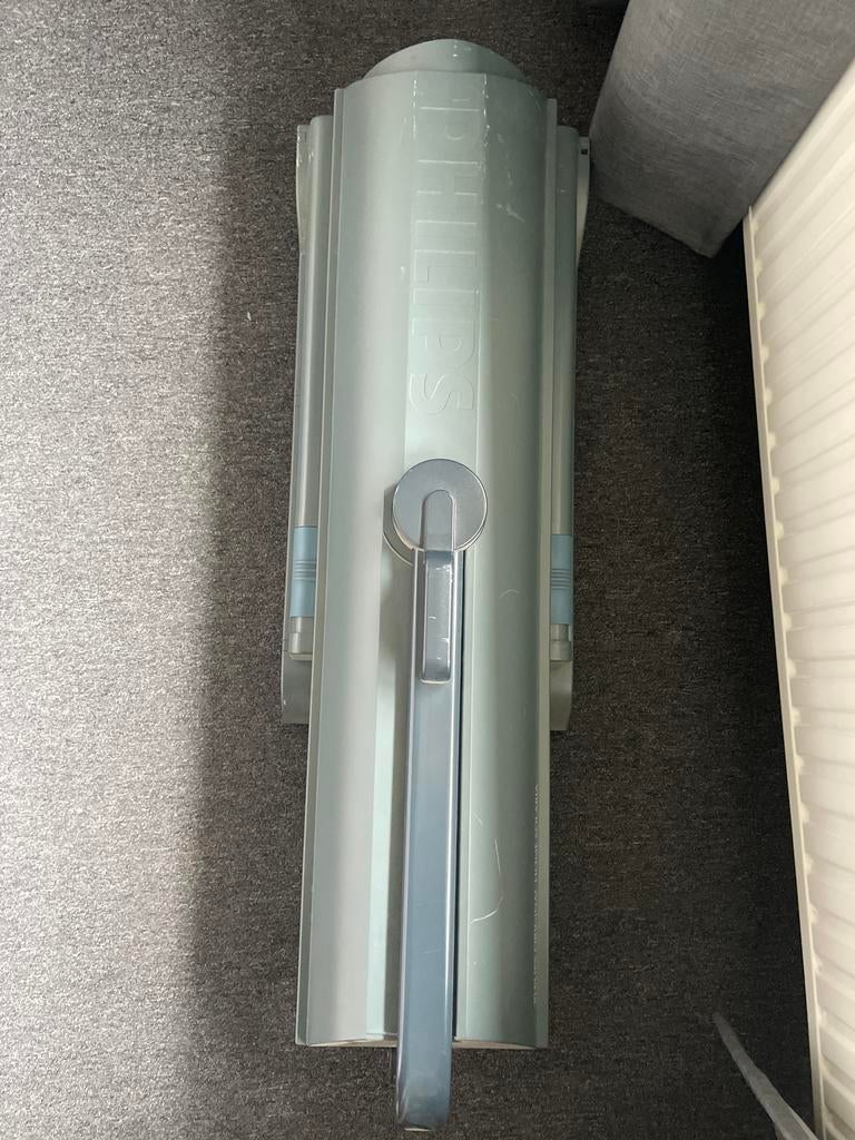 Goed werkende Philips HB 811 zonnebank, Verzenden, Zo goed als nieuw, Gezichtsbruiner, Minder dan 10 lampen