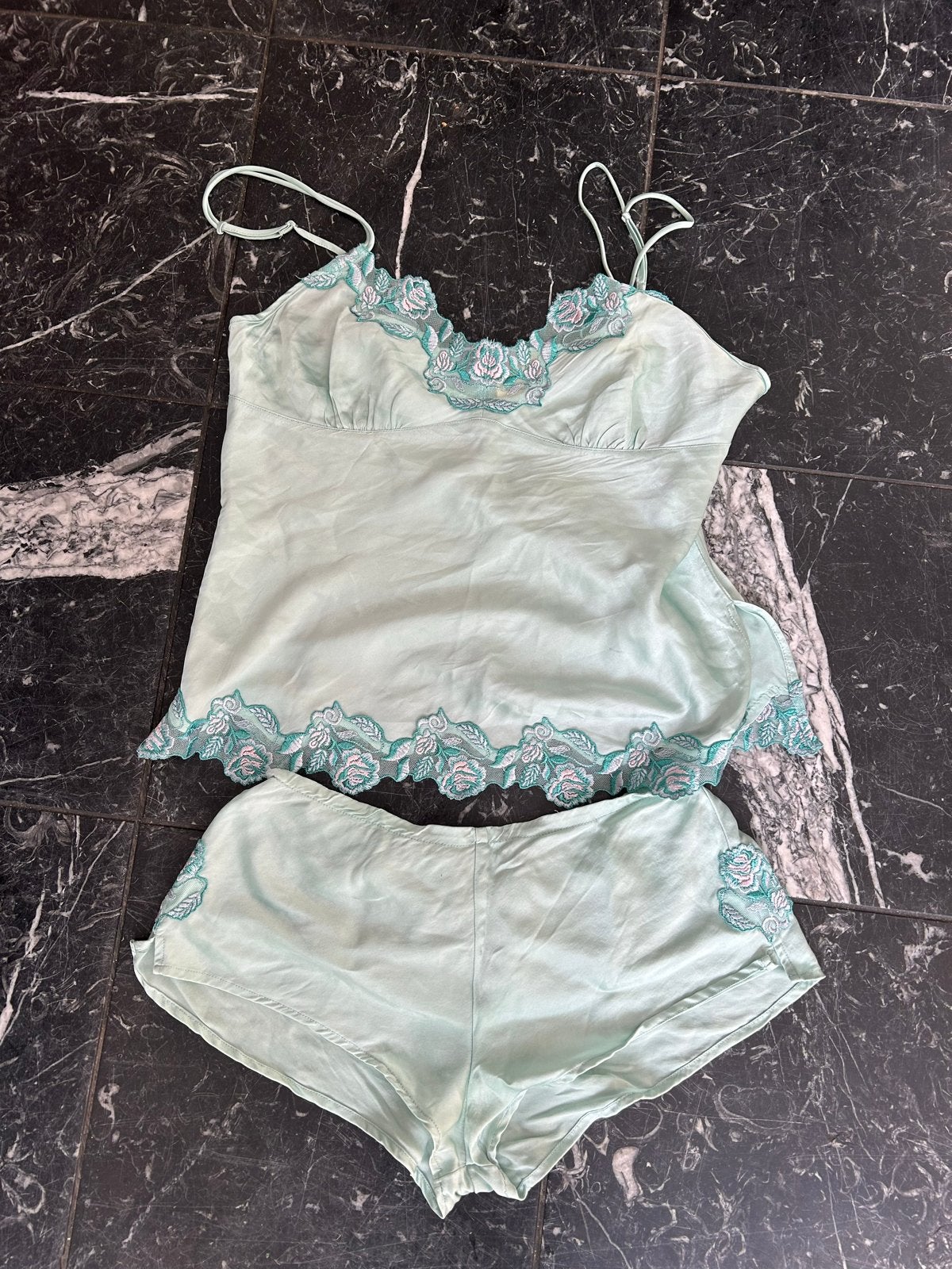 Zijden pyjama setje Skin to Skin - XS, Kleding | Dames, Pyjama's, Ophalen of Verzenden, Zo goed als nieuw, Maat 34 (XS) of kleiner