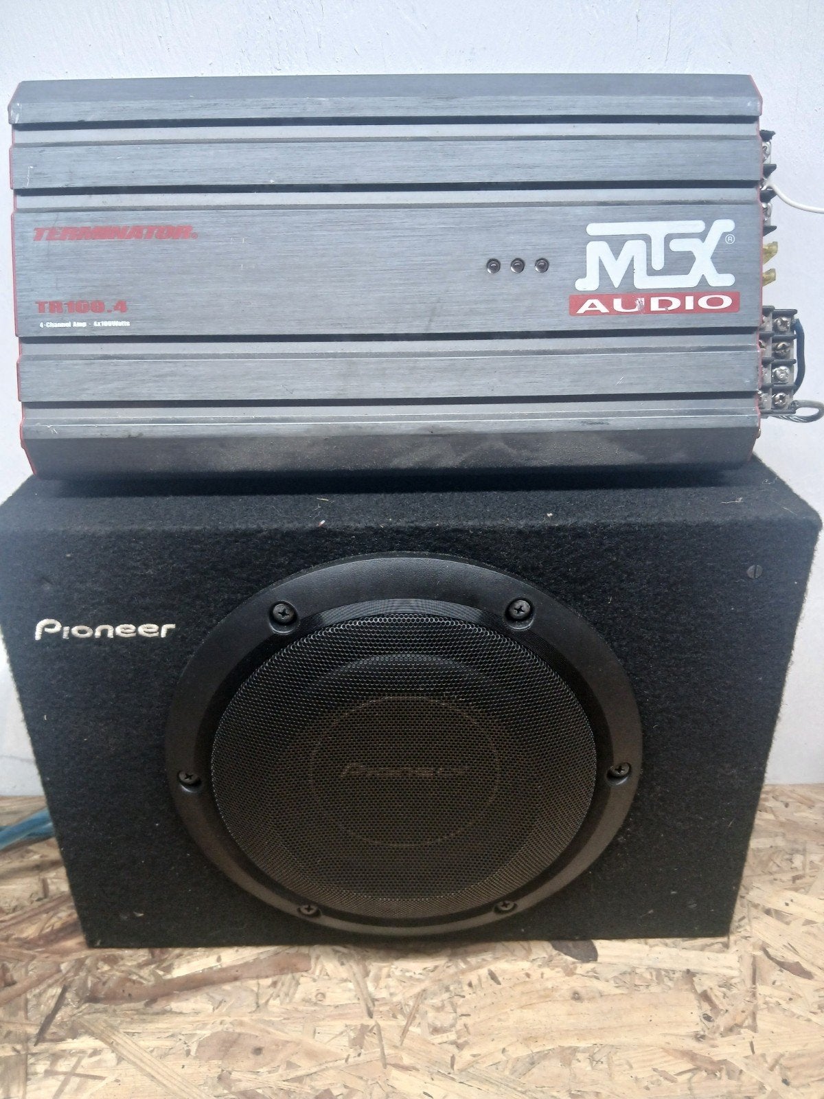 pioneer 700w subwoofer  mtx 4x100watt versterker, Auto diversen, Ophalen