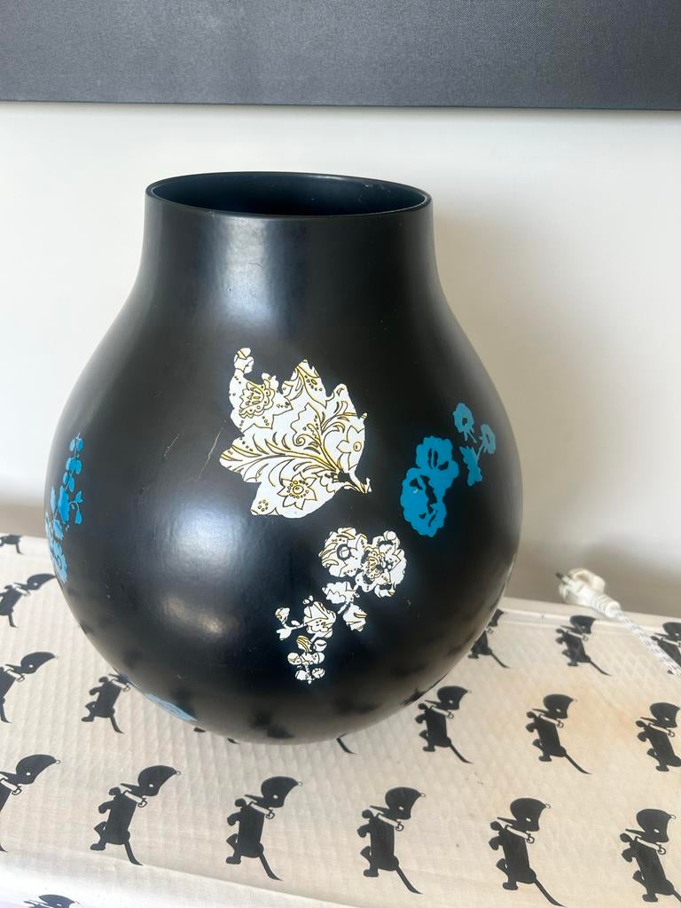 Ikea Hella Jongerius PS Jonsberg vaas, zwart met decoratie, Antiek en Kunst, Ophalen