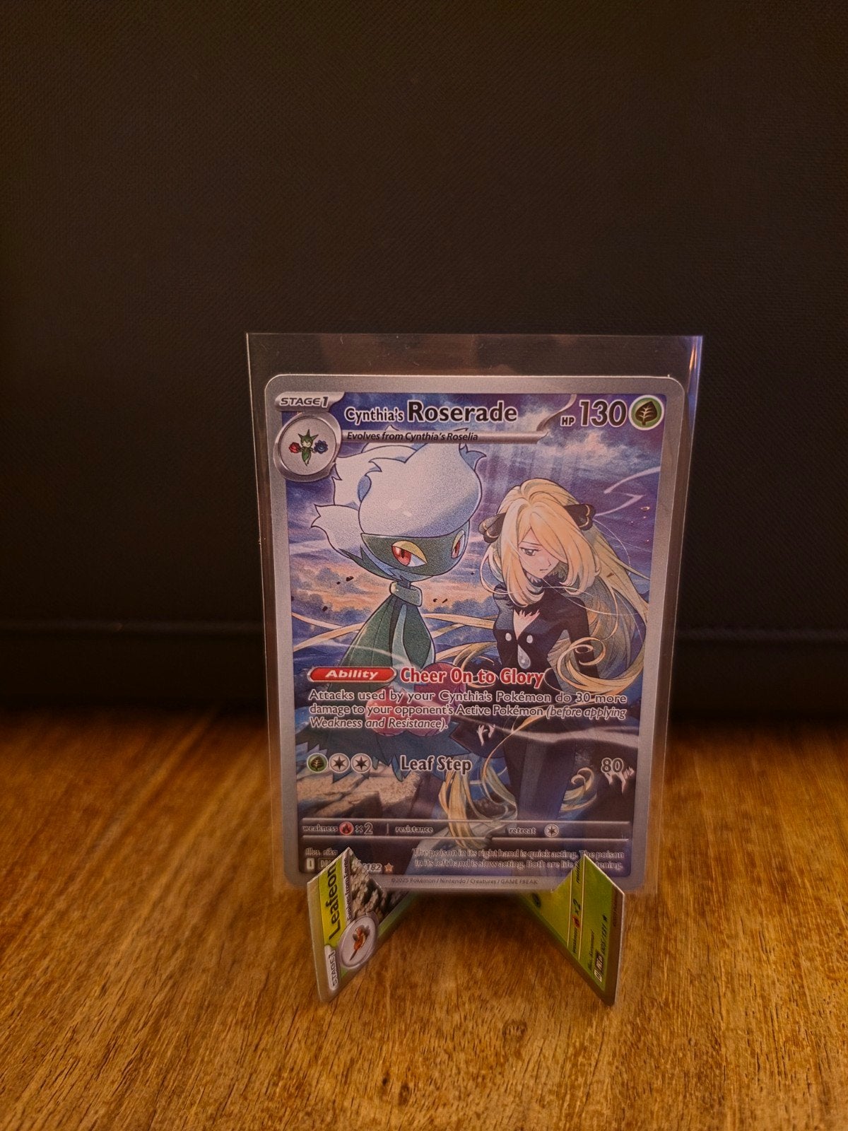 Cynthia's Roserade 077/182 NM, Ophalen of Verzenden, Nieuw, Losse kaart, Foil