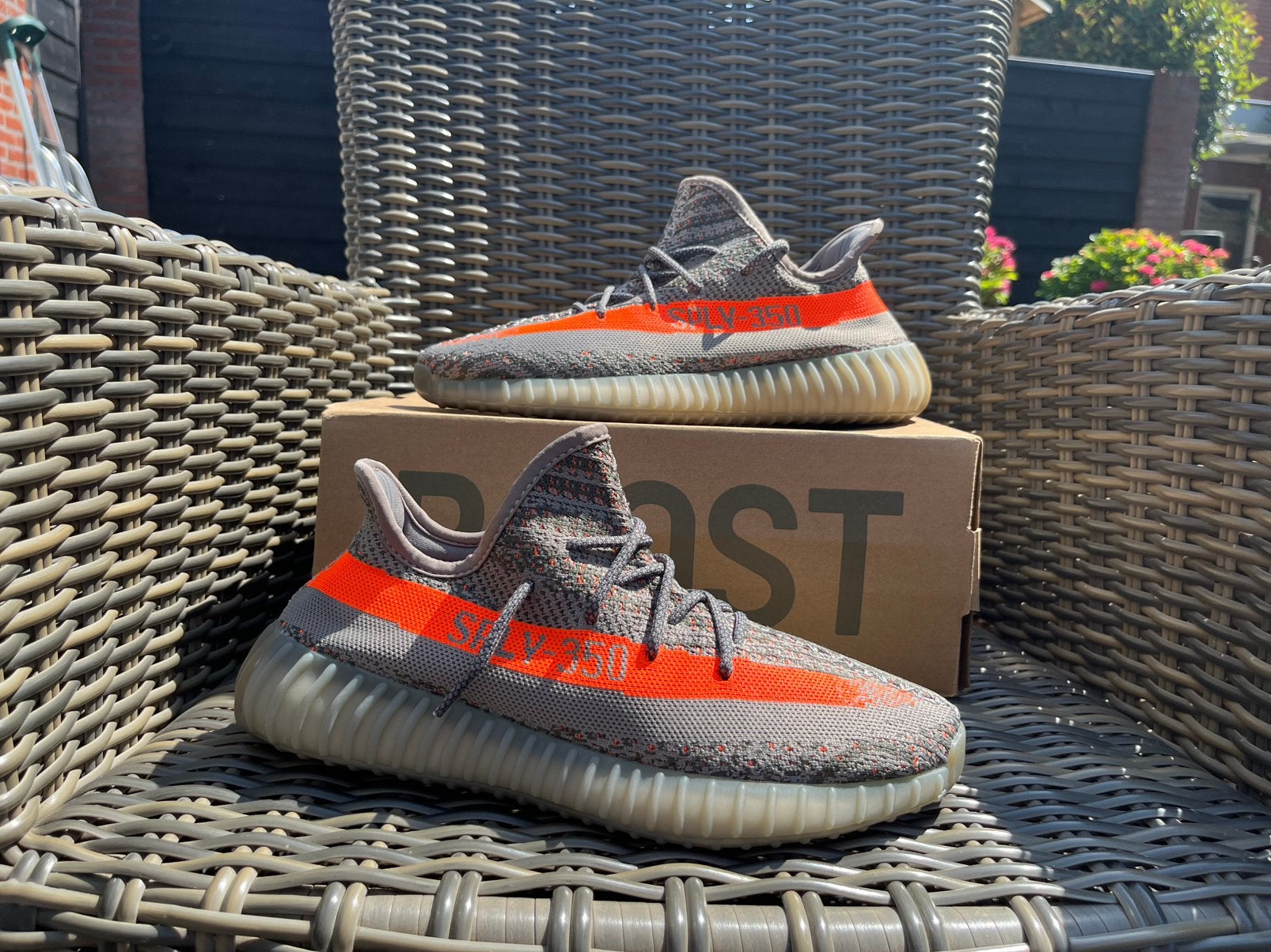 Yeezy Boost 350 V2 Beluga Reflective - NIEUW! - Maat 42 -, Overige kleuren, Verzenden, Nieuw, Sneakers of Gympen