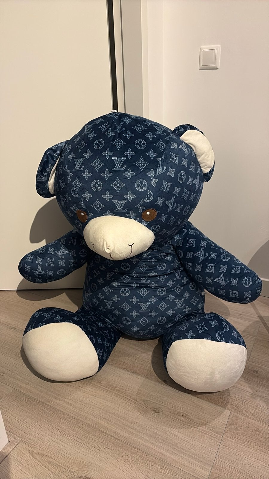Grote Louis Vuitton stijl teddybeer - Blauw, Kinderen en Baby's, Ophalen, Gebruikt, Overige merken, Beer