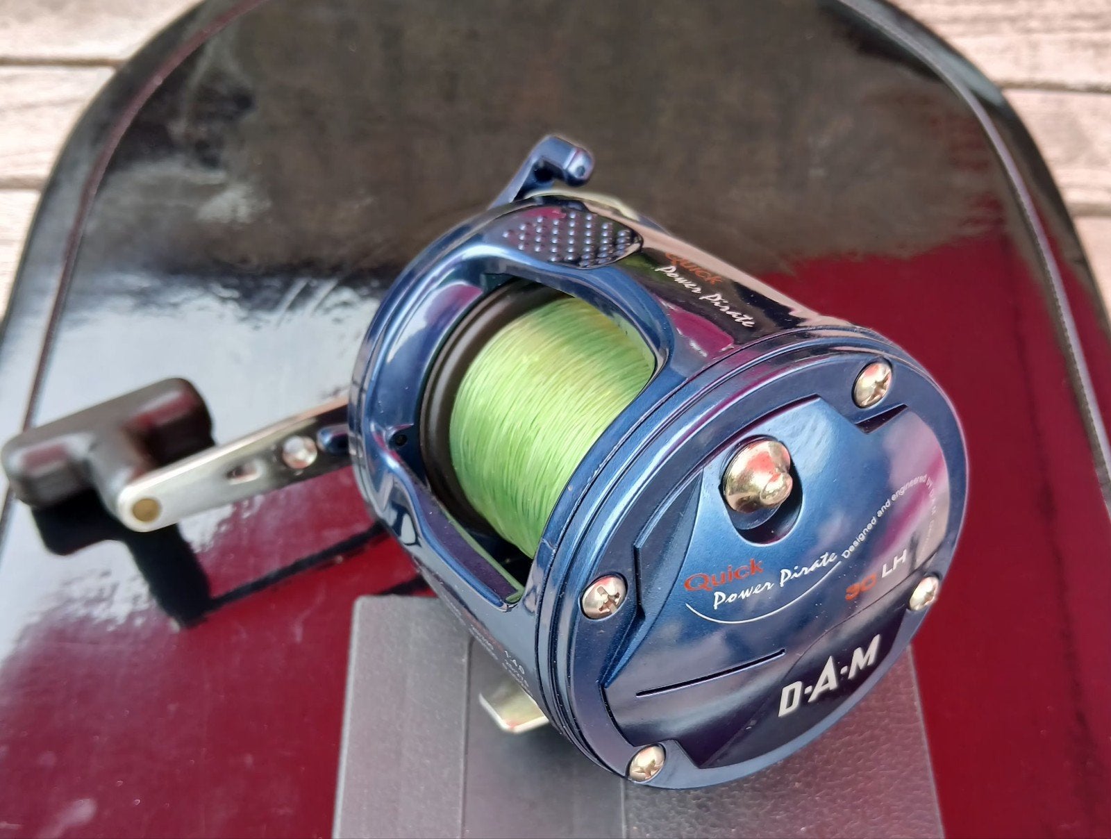 Nieuwe D.A.M. Quick Power Pirate 30 LH Zeevis Reel, Watersport en Boten, Ophalen of Verzenden, Nieuw, Molen