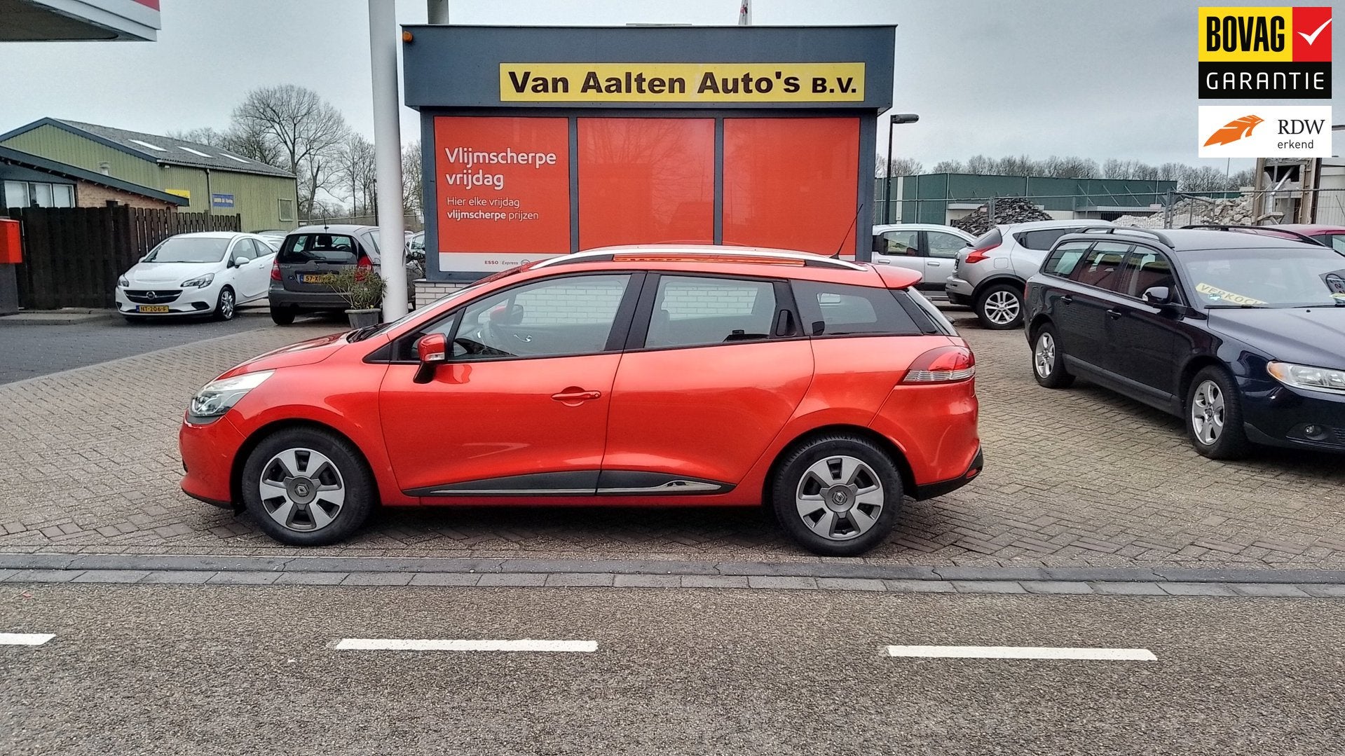 Renault Clio Estate 0.9 TCe Night&Day, Voorwielaandrijving, Zwart, Handgeschakeld, 90 pk