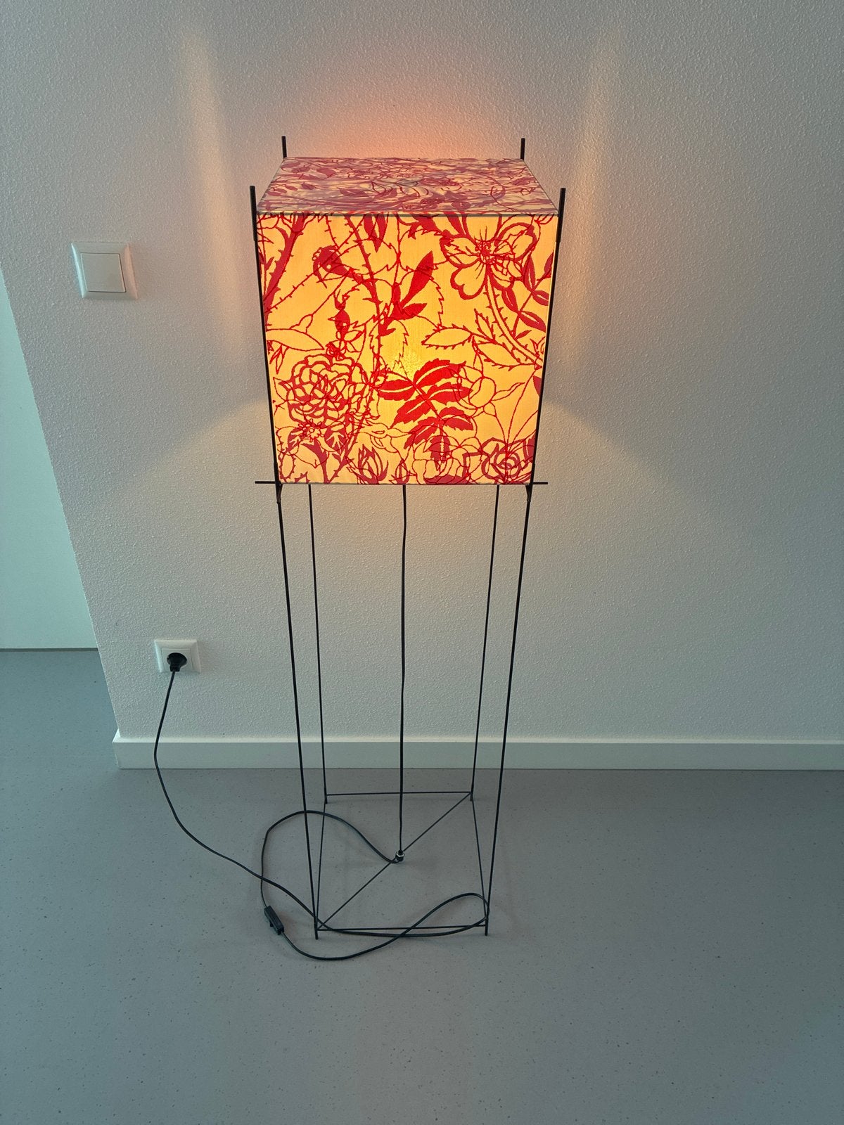 Lotek design lamp, Huis en Inrichting, 100 tot 150 cm, Design, Zo goed als nieuw, Metaal