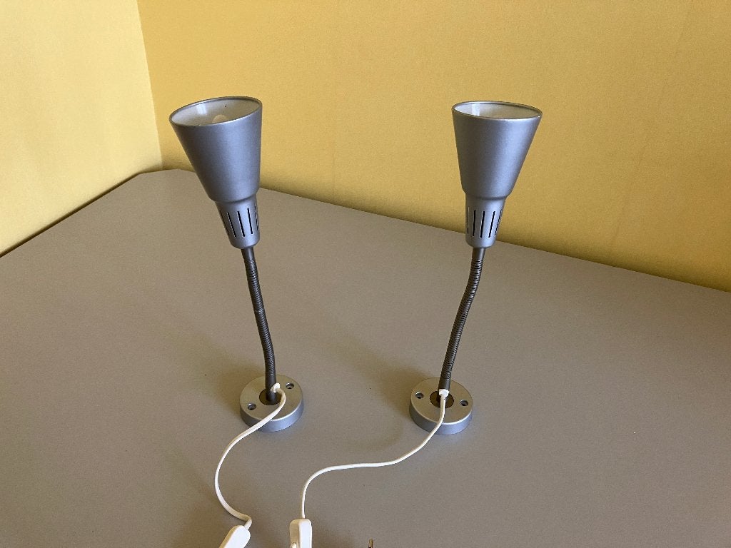 2x mooie muurlamp wandlamp bedlamp bureaulamp, Met schakelaar, IKEA, Ophalen of Verzenden, Zo goed als nieuw