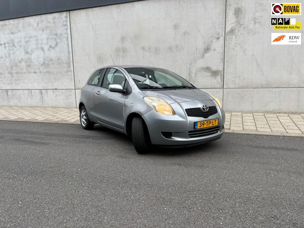 Toyota Yaris 1.3 VVTi Sol MMT | automaat | airco, 750 kg, 4 cilinders, Origineel Nederlands, Bedrijf