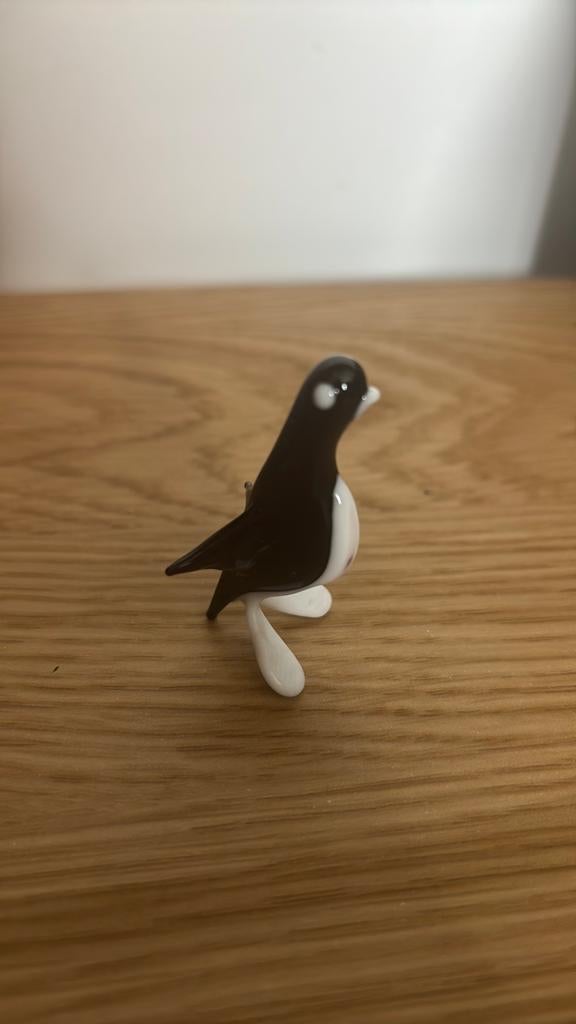 Murano glazen pinguïn beeldje - 5 cm hoog, Verzamelen, Beelden en Beeldjes, Ophalen of Verzenden, Zo goed als nieuw, Dier