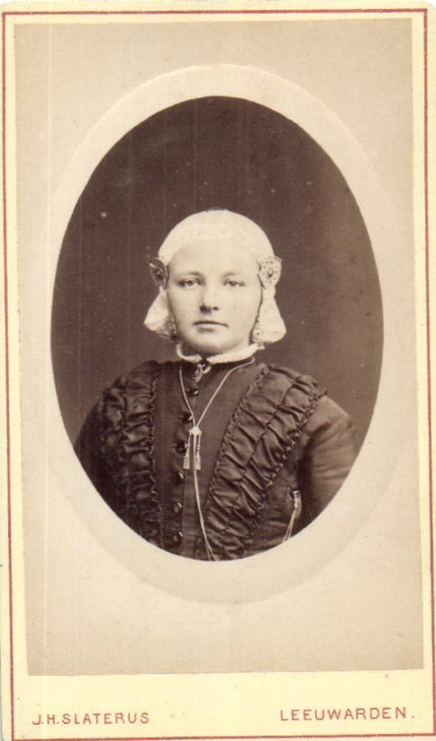 CDV - J.H. Slaterus -Leeuwarden -Friese Klederdracht-gebold, Gebruikt, Verzenden, Foto, Klederdracht