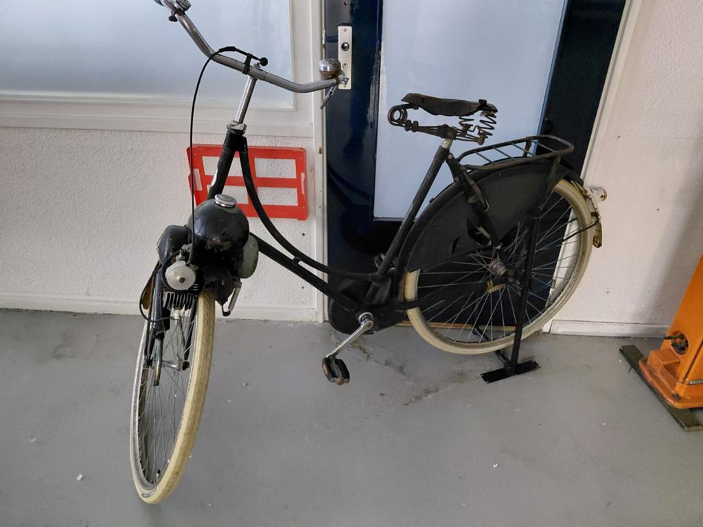 Gazelle fiets met hulp motor, Fietsen en Brommers, Ophalen of Verzenden, Gebruikt, Overige modellen