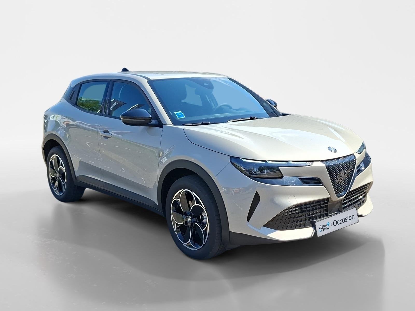 Alfa Romeo Junior Elettrica 54 kWh | 1e Eigenaar | 96% SOH |, Auto's, Stof, Gebruikt, Grijs, SUV of Terreinwagen