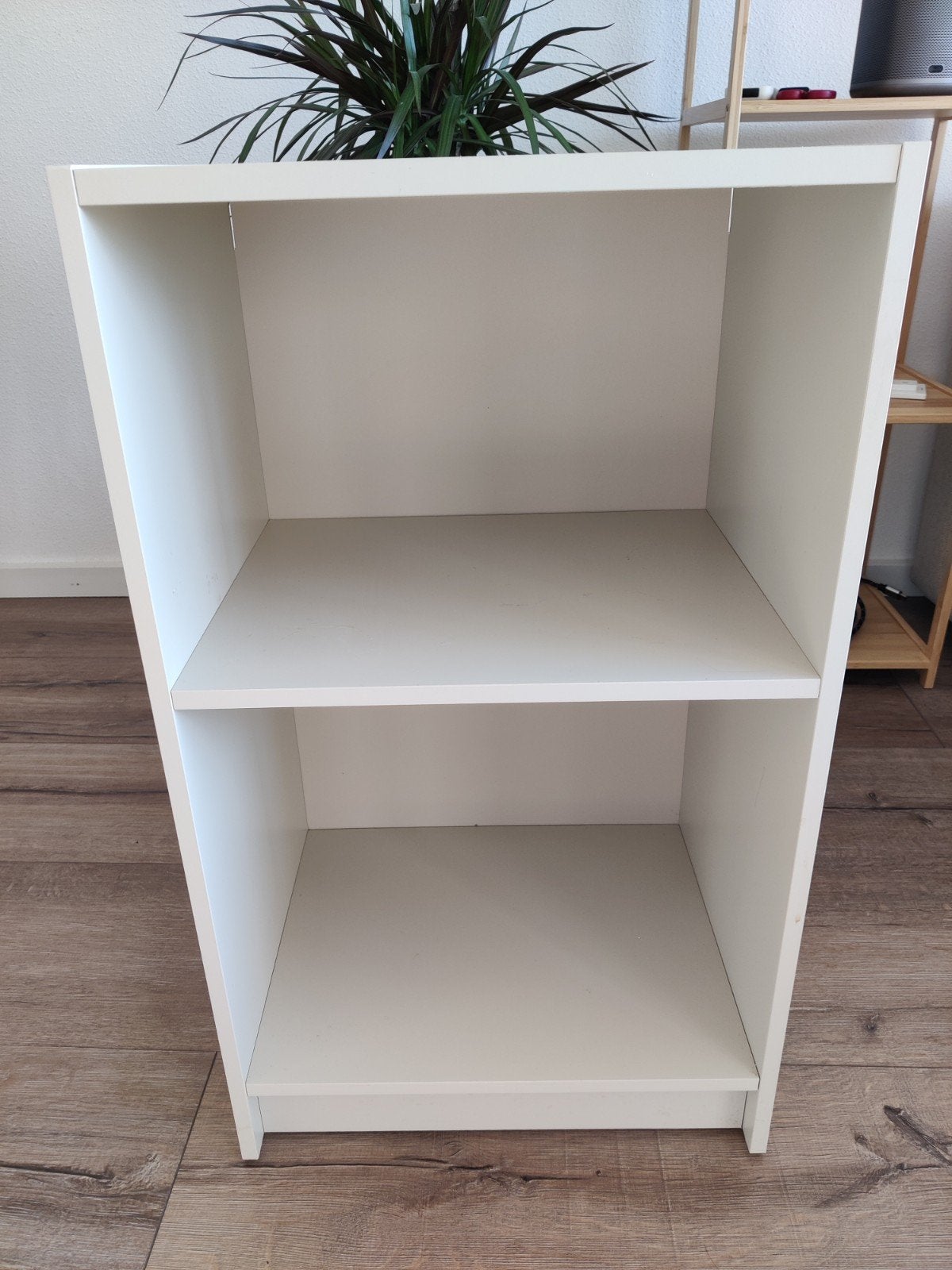 Ikea bedside table, Ophalen, Zo goed als nieuw
