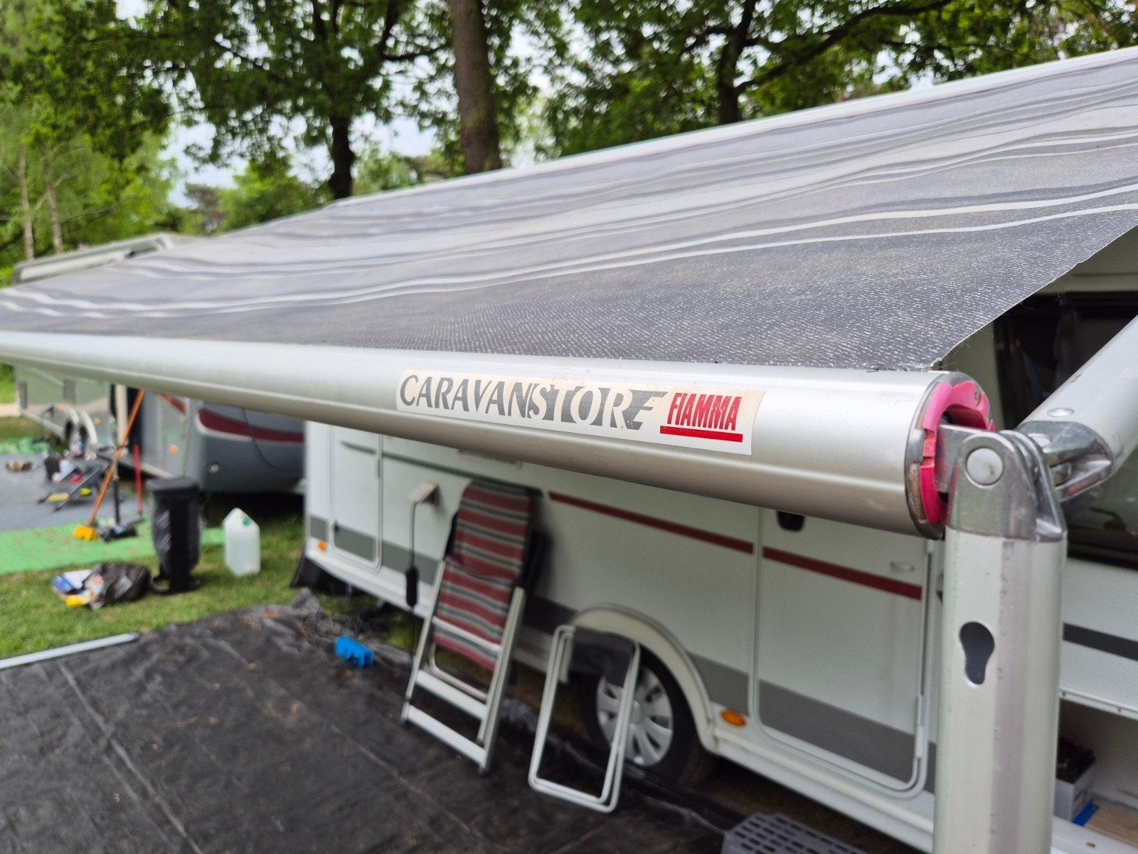 Fiamma zakluifel Caravanstore 4 meter met 2,5m uitval, Ophalen
