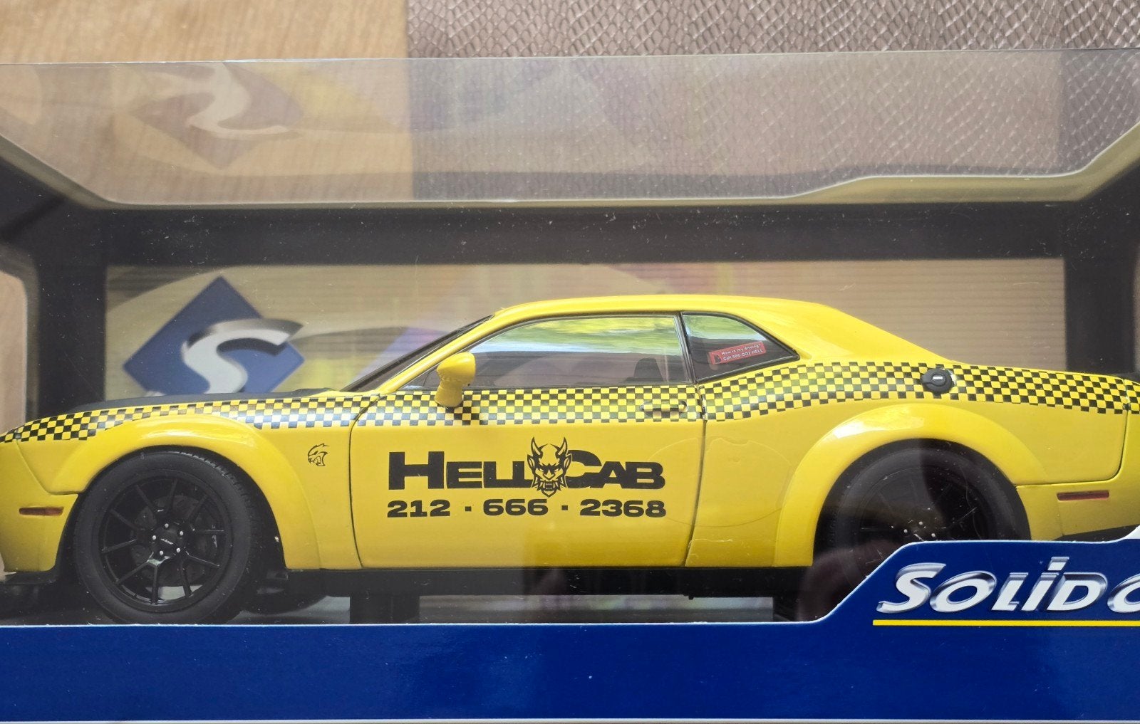 1/18 2023 Dodge Challenger SRT Hellcat widebody NYC Hellcab, Ophalen of Verzenden, Nieuw, Auto, Solido