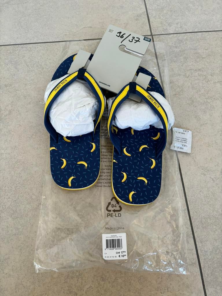 Teenslippers merk we maat 36/37 nieuw met kaartje aan, Ophalen of Verzenden, Nieuw, Overige typen