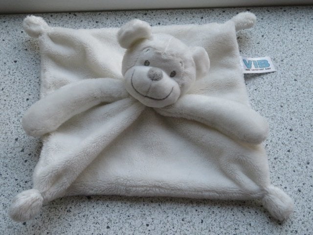 Knuffeldoek aap/beer merk VIB Very Important Baby wit velour, Ophalen of Verzenden, Zo goed als nieuw, Met label, Wit
