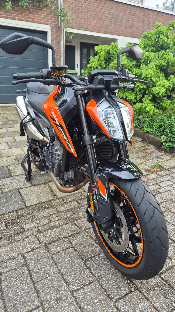 KTM 790 Duke L ABS 2023 | 3523km | Nieuwstaat., Motoren, 2 cilinders, LED Verlichting, Motorrijbewijs A, Gebruikt