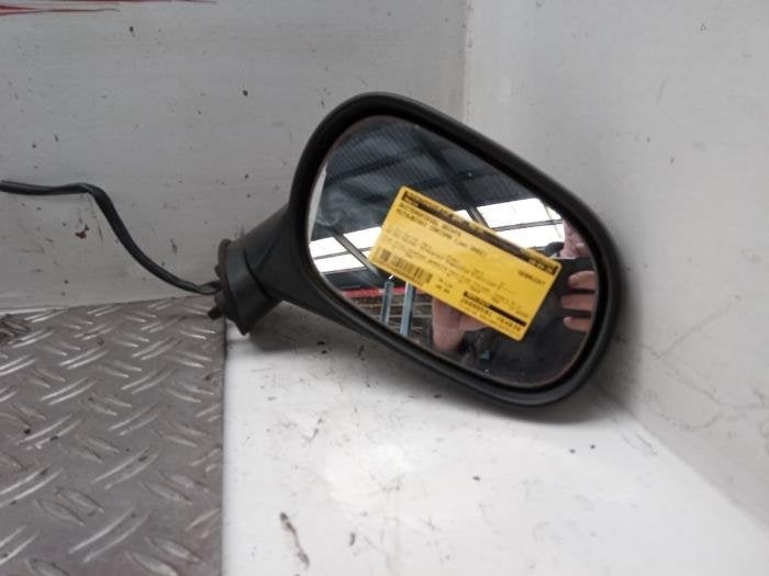 Buitenspiegel rechts van een Mitsubishi Carisma, Gebruikt, -, -, Ophalen of Verzenden