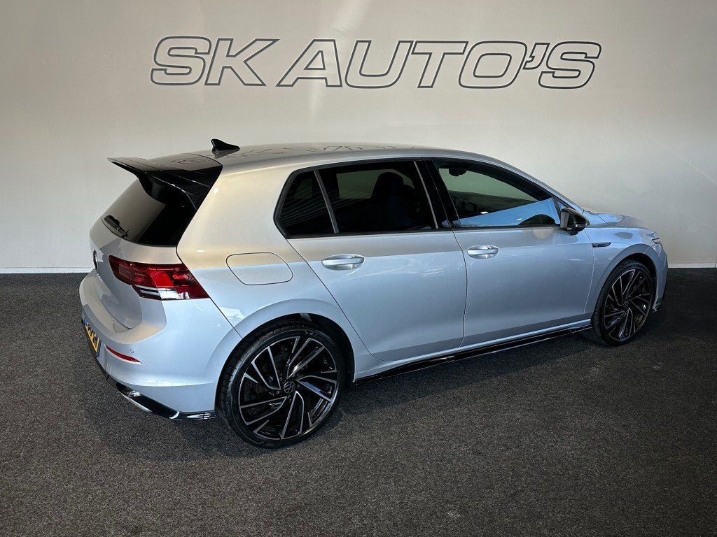 Volkswagen GOLF 1.5 TSI R-LINE l SFEERVERL l STOEL/STUURVERW, Voorwielaandrijving, Euro 6, 4 cilinders, Met garantie (alle)