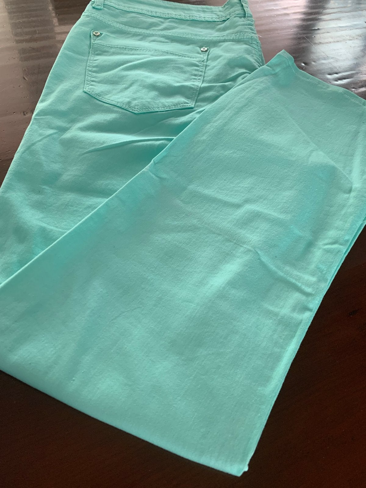 Mooie lichtgroene broek - Maat 48, Ophalen of Verzenden, Nieuw, Maat 46/48 (XL) of groter, Groen