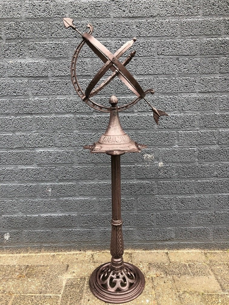 Prachtige zware staande zonnewijzer, gietijzer bruin., Tuin en Terras, Ophalen of Verzenden, ., ., .