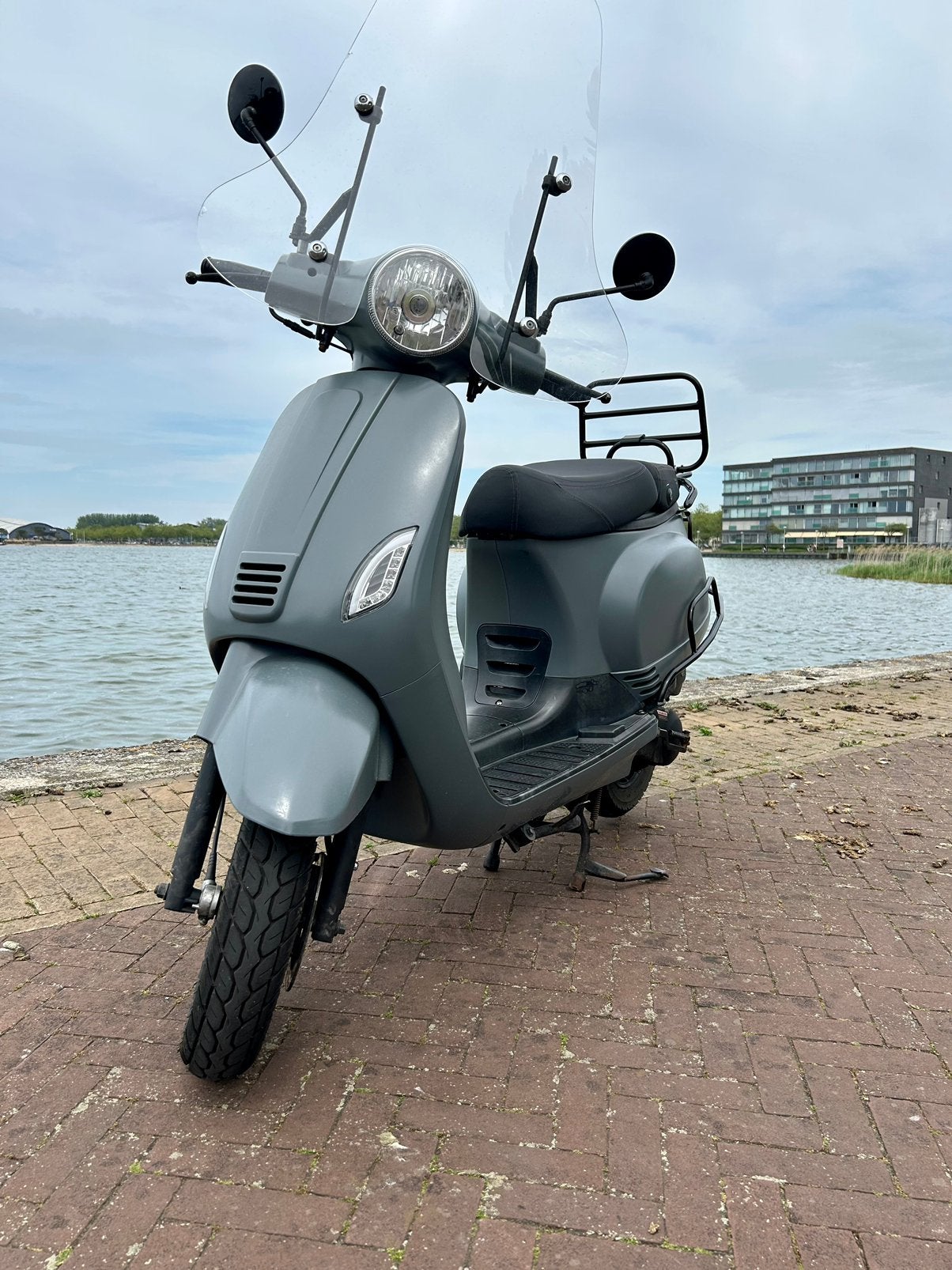 Btc Riva geel kenteken bijna nieuwstaat, Maximaal 45 km/u, 0 versnellingen, Zo goed als nieuw, 50 cc