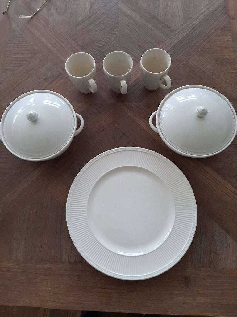 Mooi Wedgwood Windsor servies ., Huis en Inrichting, Keuken | Servies, Ophalen of Verzenden, Overige stijlen, Schaal of Schalen