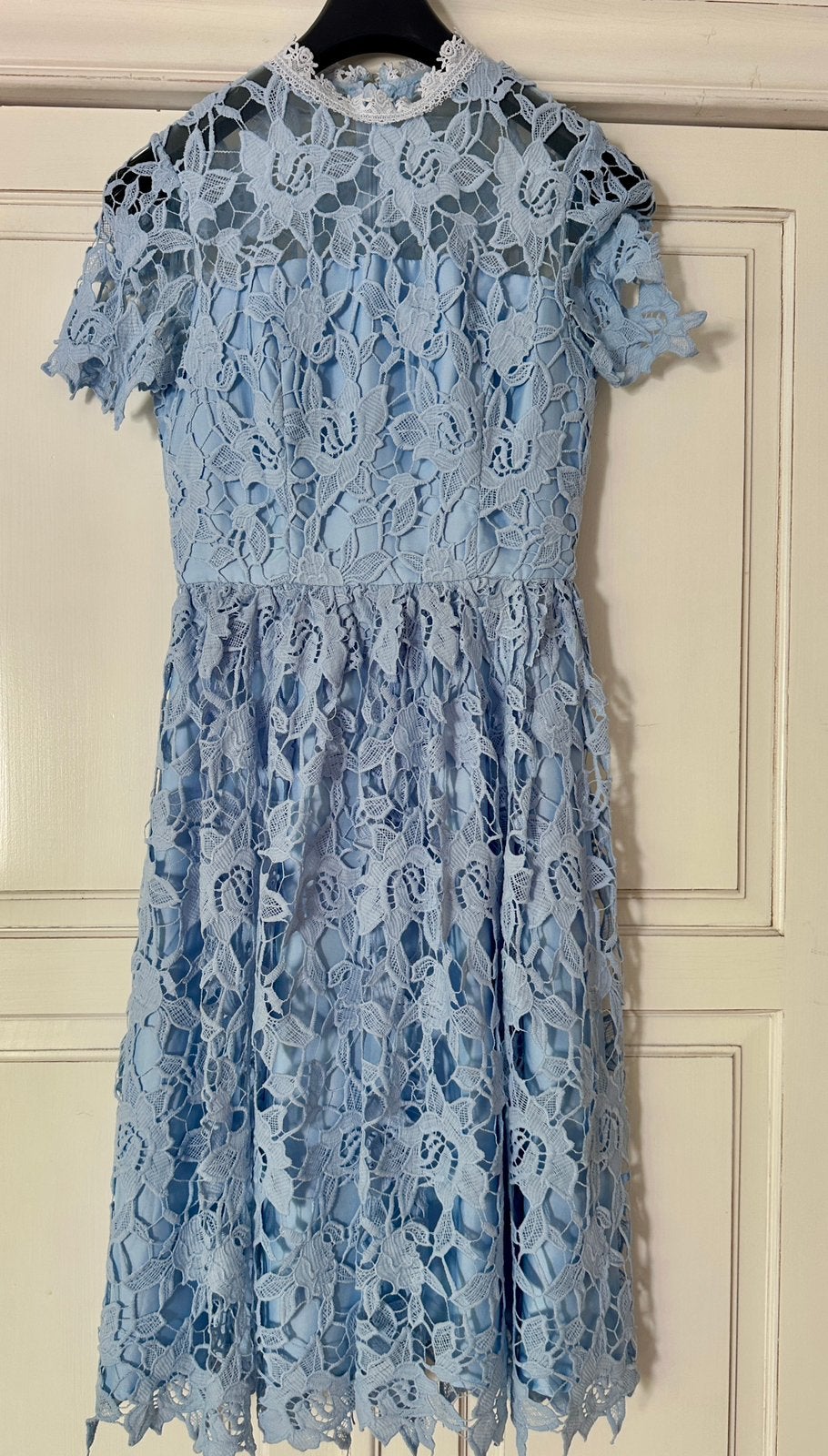 CHI CHI London - feestelijke jurk - maat UK 10, Kleding | Dames, Maat 38/40 (M), Blauw, Cocktailjurk, Ophalen of Verzenden
