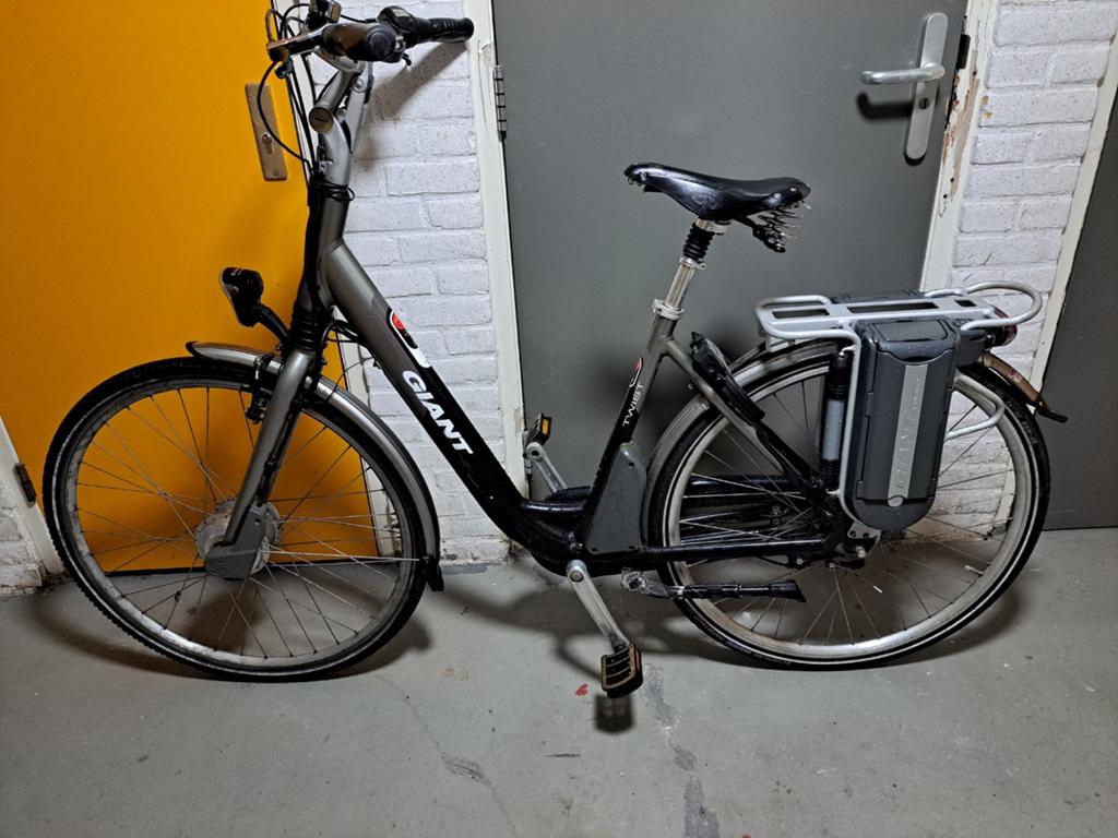 Elektrische fiets met 2 accu's, Gebruikt, Velgrem, Versnellingen, 50 tot 53 cm