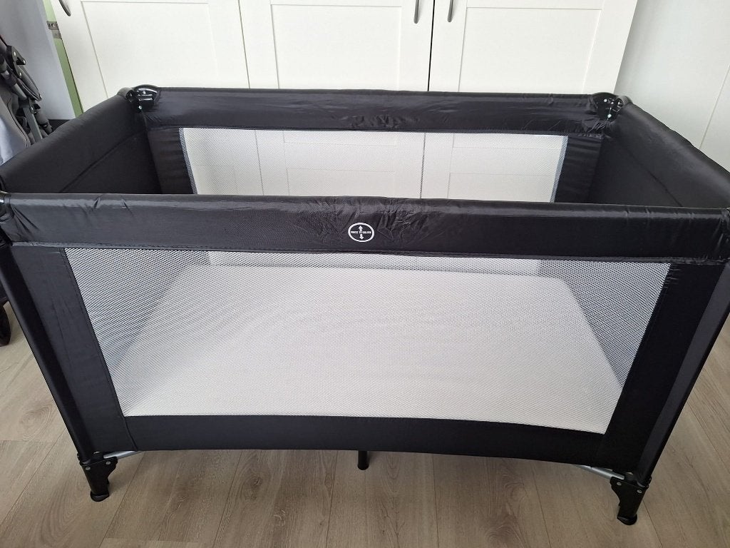 campingbedje incl matras, Ophalen, Zo goed als nieuw, Reisbedje