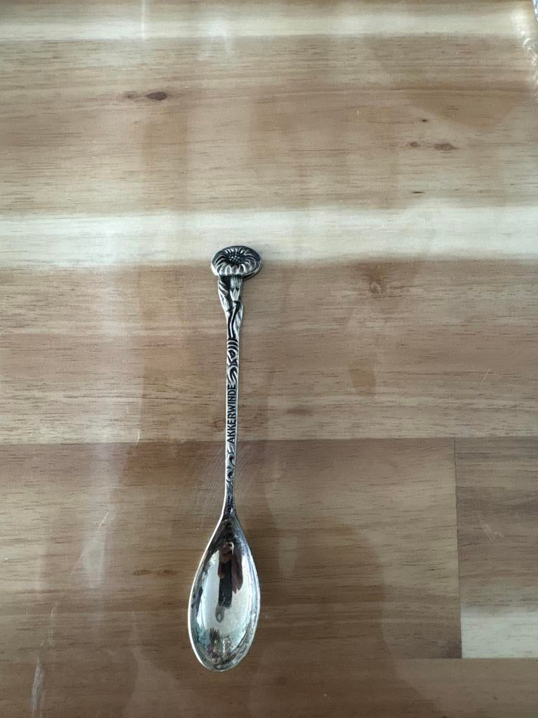 Vintage verzilverde lepel met bloemmotief - Akkerwinde, Ophalen of Verzenden