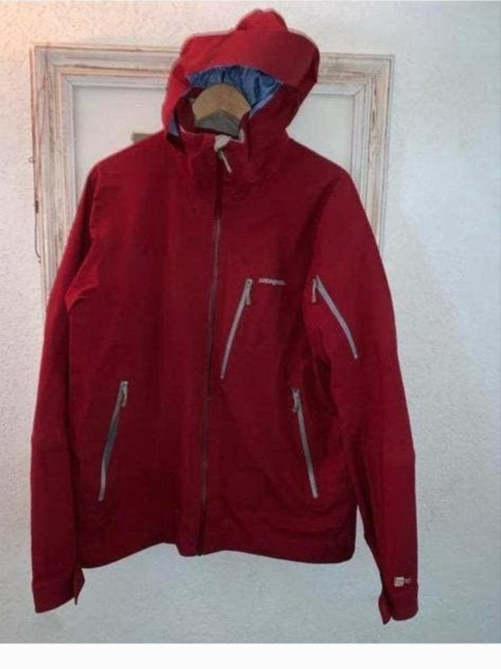 Patagonia heren jas maat M nieuw staat, Ophalen of Verzenden, Zo goed als nieuw, Maat 48/50 (M), Rood
