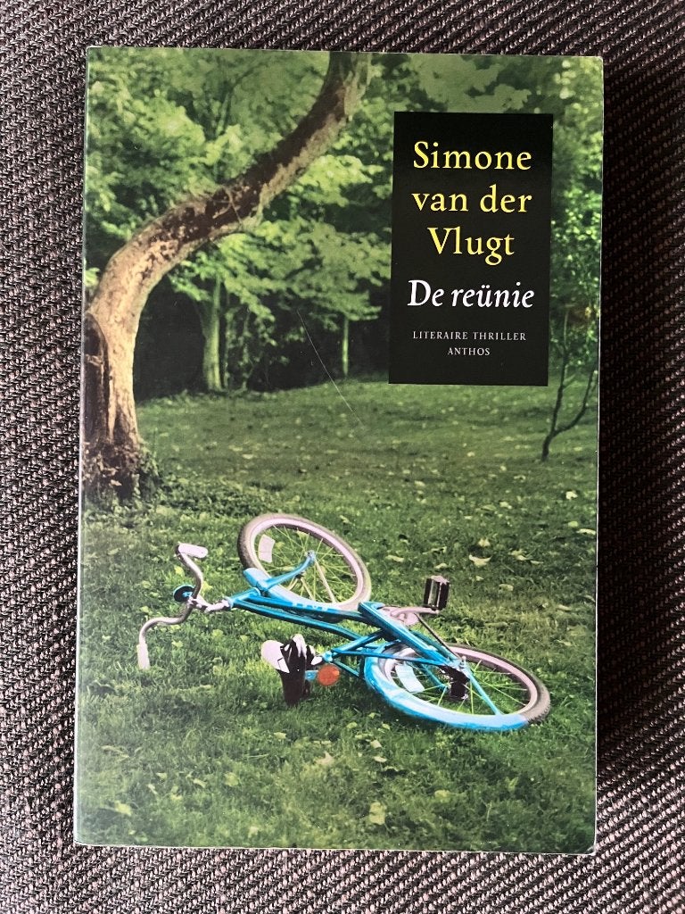 Simone van der Vlugt - De reünie., Ophalen of Verzenden, Zo goed als nieuw, Simone van der Vlugt