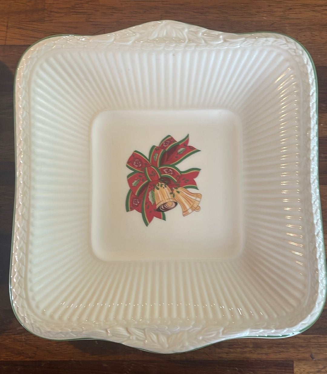 2 Wedgwood Christmas Time cake schalen, Ophalen of Verzenden