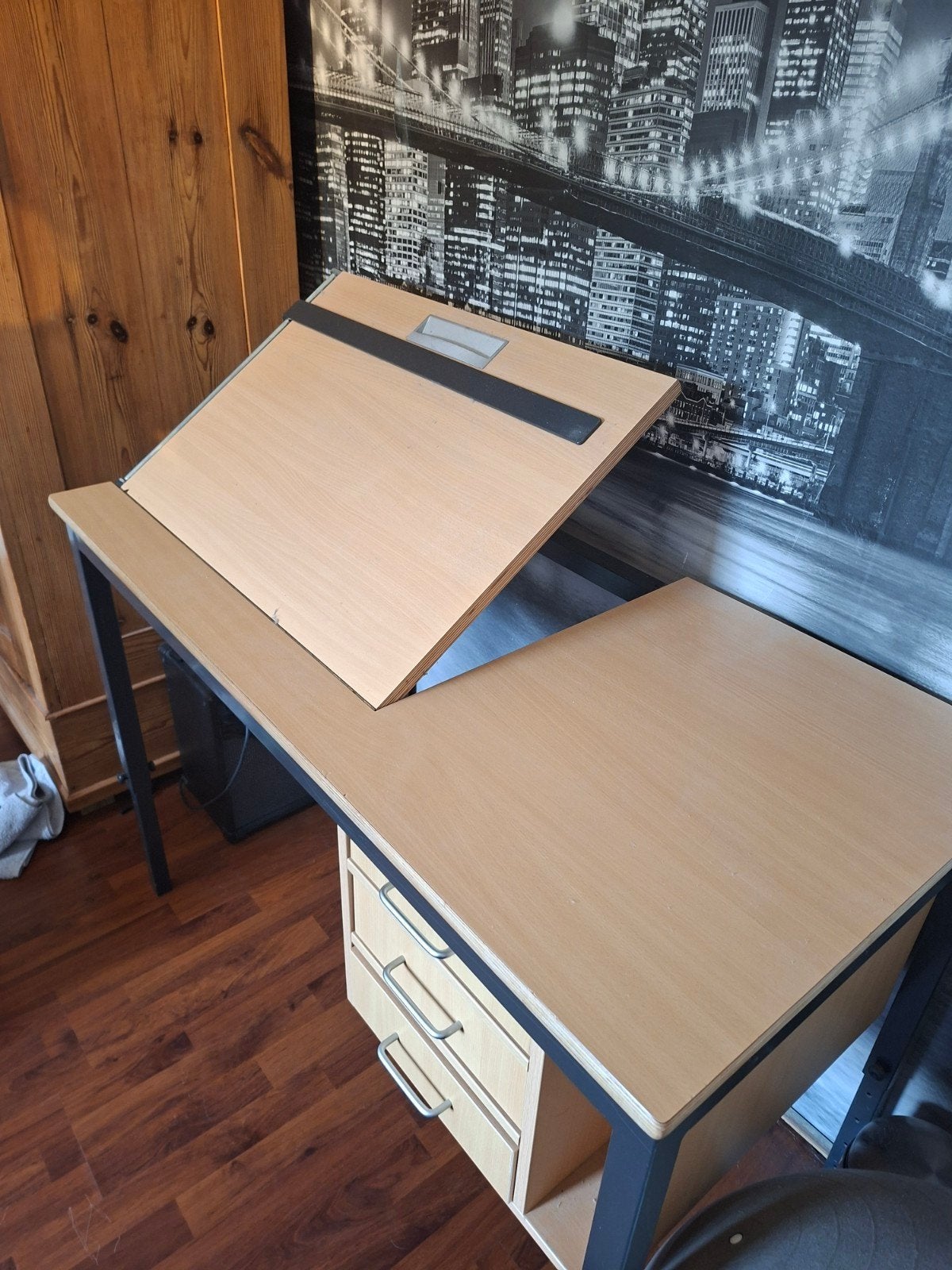 Tekentafel/bureau met lades en verstelbaar blad, Doe-het-zelf en Verbouw, Tekentafels, Gebruikt, Minder dan 130 cm, Ophalen