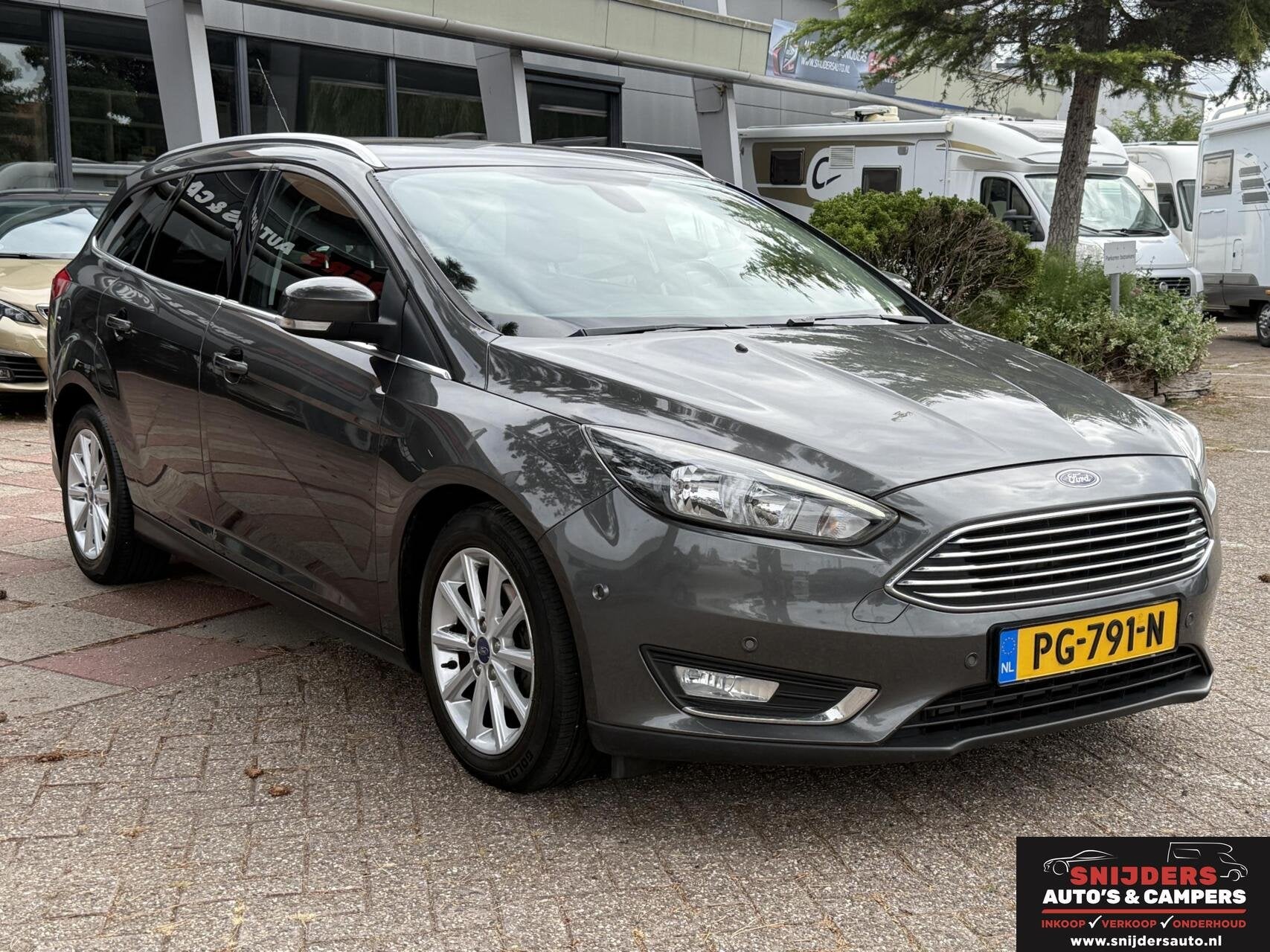Ford Focus Wagon 1.5 TDCI Titanium,super goed onderhouden, Auto's, Stof, Gebruikt, 4 cilinders, 140 €/maand