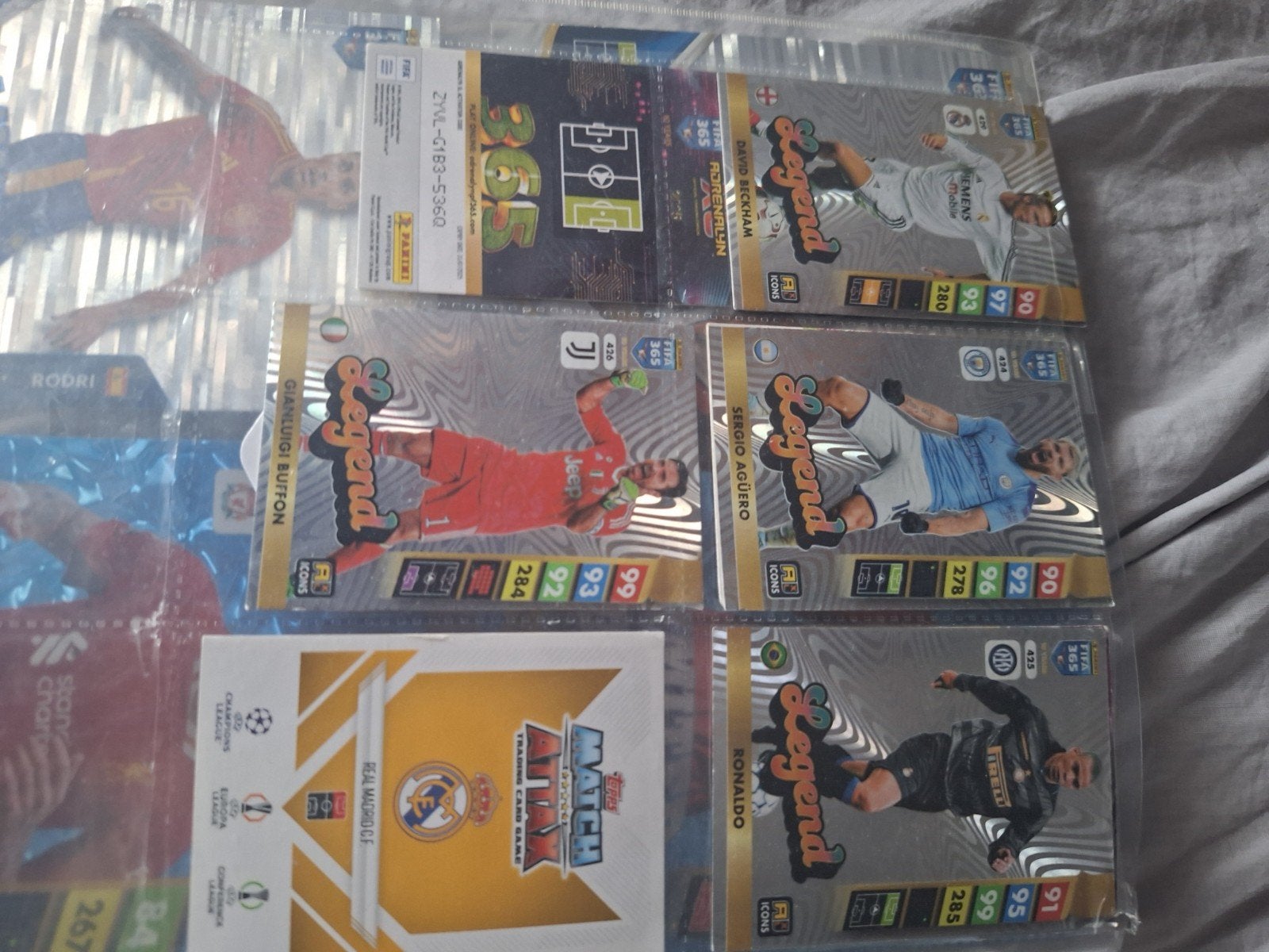 Voetbal Legend Kaarten - Panini Adrenalyn FIFA 365, Ophalen of Verzenden, Zo goed als nieuw, Buitenlandse clubs, Spelerskaart