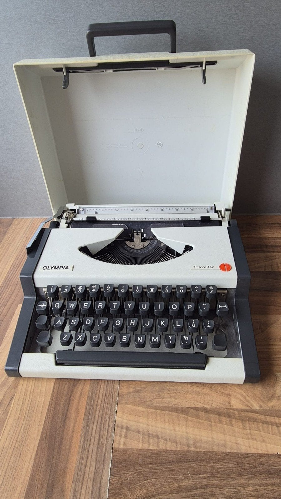 Typemachine Olympia traveller, Diversen, Typemachines, Ophalen