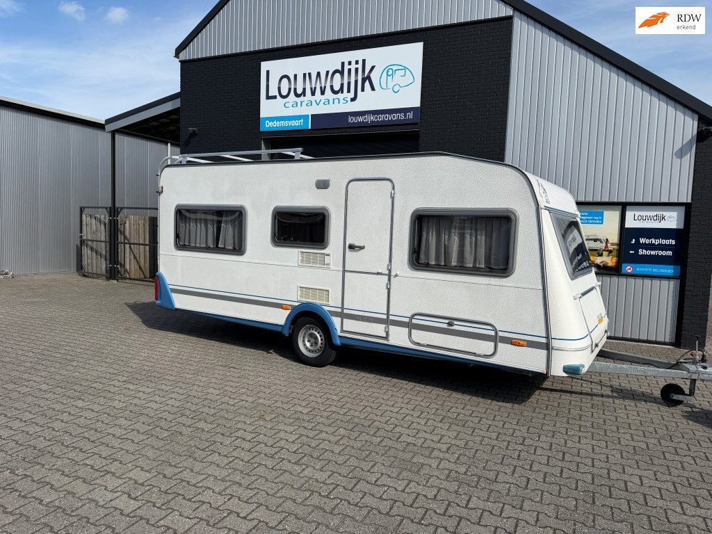 KNAUS Blueline 500 ’01 (Enkele bedden / 1 groot Bed, Rondz