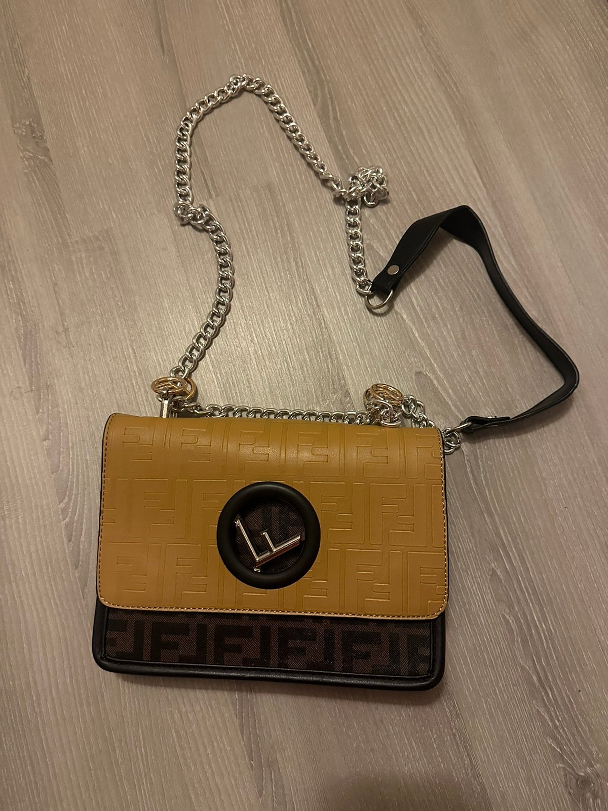 Neppe fendi tas, Ophalen of Verzenden, Nieuw