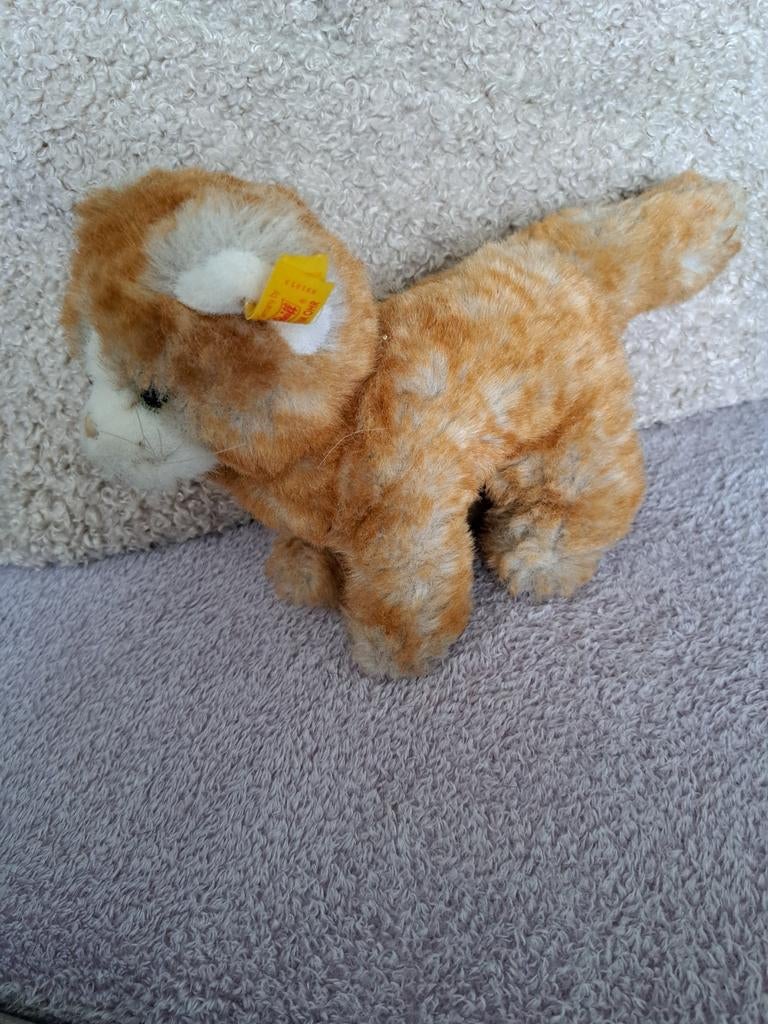 Steiff poes model kitty 18 cm, Ophalen of Verzenden, Zo goed als nieuw, Stoffen beer, Steiff