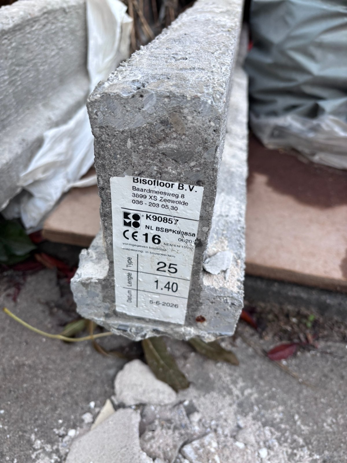 Bisofloor betonliggers broodjesvloer T25, Doe-het-zelf en Verbouw, Ophalen, Zo goed als nieuw, Bakstenen