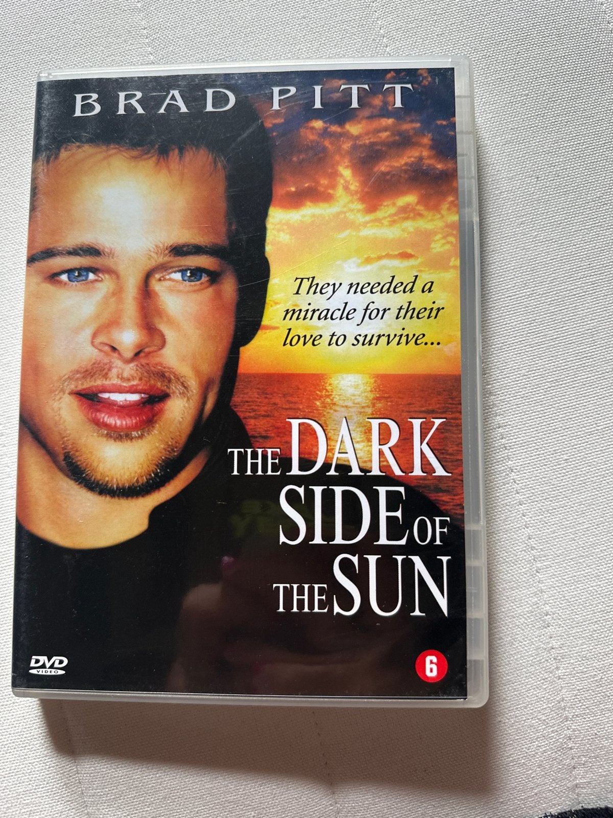 The Dark Side of the Sun - Brad Pitt DVD, Gebruikt, Nederlands, Ophalen of Verzenden, Vanaf 6 jaar